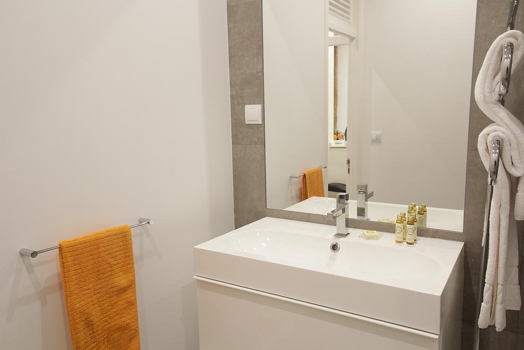 Design Duplex Apartment Ba/ Chiado Lisboa Δωμάτιο φωτογραφία