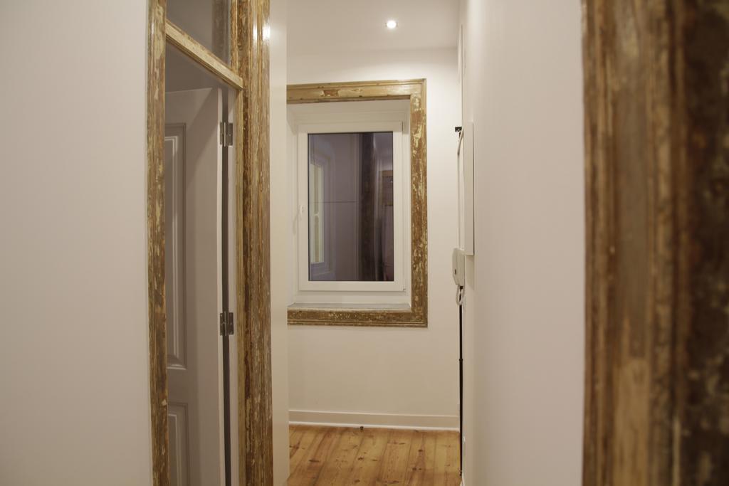 Design Duplex Apartment Ba/ Chiado Lisboa Δωμάτιο φωτογραφία