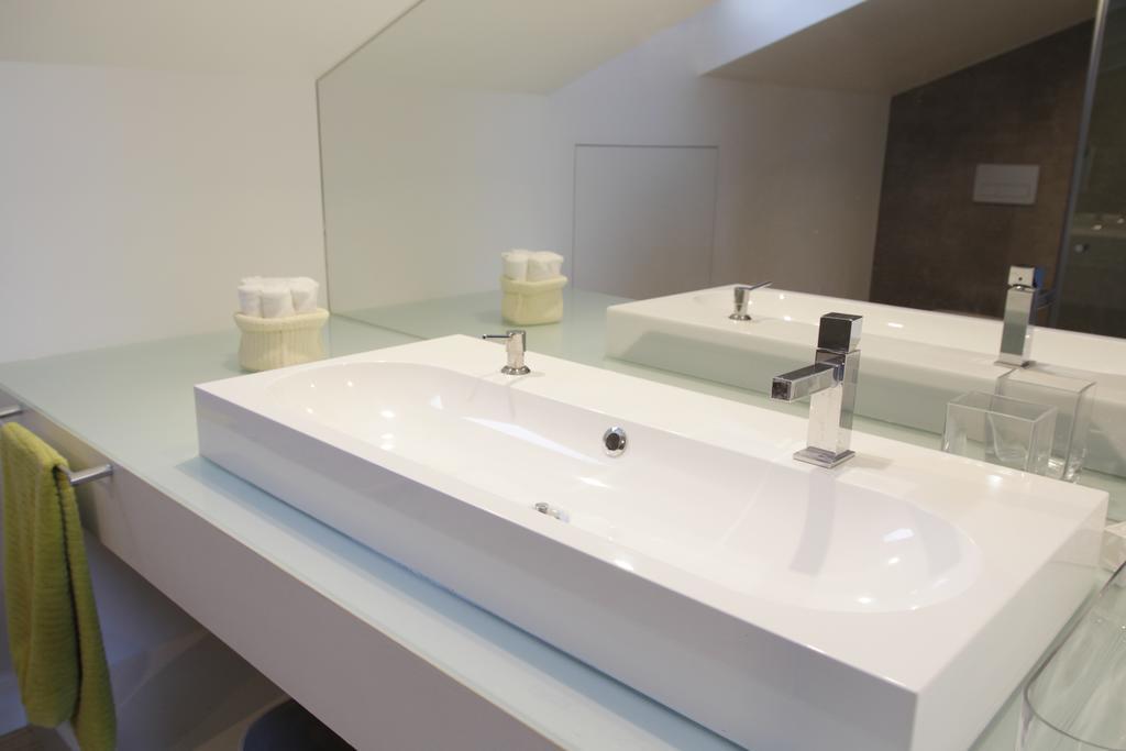 Design Duplex Apartment Ba/ Chiado Lisboa Δωμάτιο φωτογραφία
